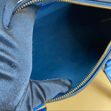 Load image into Gallery viewer, Louis Vuitton Papillon Soufflot Epi Shoulder Bag