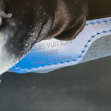 Load image into Gallery viewer, Louis Vuitton Papillon Soufflot Epi Shoulder Bag