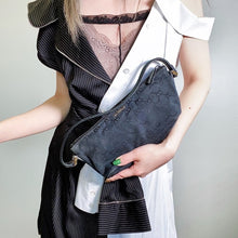 Load image into Gallery viewer, GUCCI Vintage Shoulder bag TWS