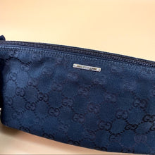 Load image into Gallery viewer, GUCCI Vintage Shoulder bag TWS