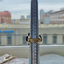 Load image into Gallery viewer, CHANEL black Camille 18k gold ring