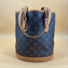 Load image into Gallery viewer, Louis Vuitton Vintage petit Bucket Bag Tote