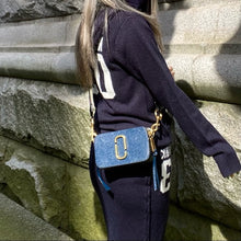 Load image into Gallery viewer, MARC JACOBS snapshot leather crossbody bag