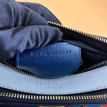 Load image into Gallery viewer, MARC JACOBS snapshot leather crossbody bag