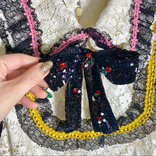 Load image into Gallery viewer, Gucci Cluny Lace Dress With Embroidery in White