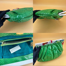 Load image into Gallery viewer, GUCCI green leather cloth& shoulder bag