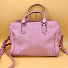 Load image into Gallery viewer, ALEXANDER MCQUEEN Pink padlock Leather Tote Bag