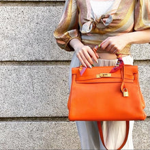 Load image into Gallery viewer, HERMES KELLY32 leather shoulder bag