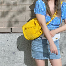 Load image into Gallery viewer, SALVATORE FERRAGAMO cloth Golden chain backpack