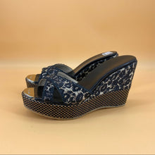 Load image into Gallery viewer, JIMMY CHOO sandals