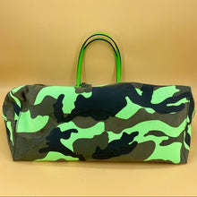 Load image into Gallery viewer, VALENTINO Camouflage tote TSW