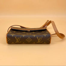 Load image into Gallery viewer, LOUIS VUITTON monogram waist bag