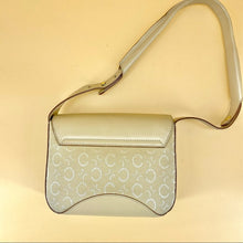 Load image into Gallery viewer, Celine Vintage shoulder bag pop