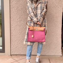 Load image into Gallery viewer, BURBERRY Padded trench coat