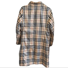 Load image into Gallery viewer, BURBERRY Padded trench coat