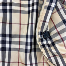 Load image into Gallery viewer, BURBERRY Padded trench coat