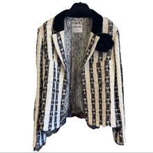 Load image into Gallery viewer, CHANEL black and white lace Blazer