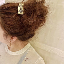 Load image into Gallery viewer, CHANEL vintage Camellia hair barrette