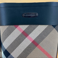 Load image into Gallery viewer, BURBERRY classic rain boots