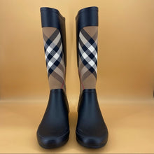 Load image into Gallery viewer, BURBERRY classic rain boots