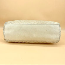 Load image into Gallery viewer, CHANEL Beige vintage lambskin Shoulder bag