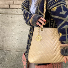 Load image into Gallery viewer, CHANEL Beige vintage lambskin Shoulder bag