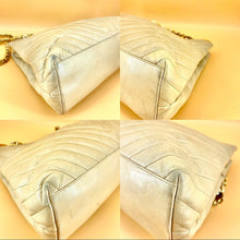 Load image into Gallery viewer, CHANEL Beige vintage lambskin Shoulder bag