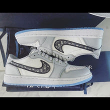 Load image into Gallery viewer, DIOR× Nike Jordan 1 Retro Low Dior sneaker NWT