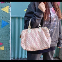 Load image into Gallery viewer, Louis Vuitton mini lin speedy 30 handbag