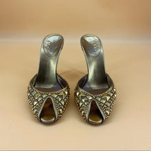 Load image into Gallery viewer, GUCCI Golden studded sandals