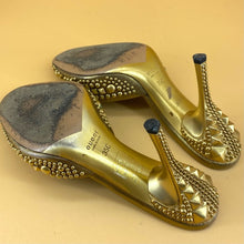 Load image into Gallery viewer, GUCCI Golden studded sandals