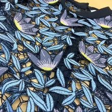 Load image into Gallery viewer, SELF PORTRAIT lace Flora top