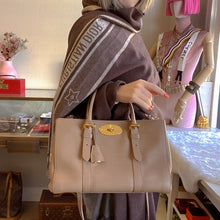 Load image into Gallery viewer, MULBERRY Bayswater Leather Double Zip Tote Bag