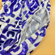 Load image into Gallery viewer, Vivienne WESTWOOD Three-dimensional cut dress