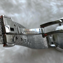 Load image into Gallery viewer, La D de Dior Satine diamond watch