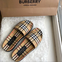 Load image into Gallery viewer, BURBERRY classic flip flops
