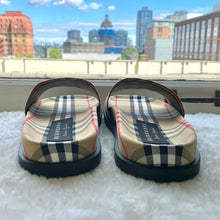Load image into Gallery viewer, BURBERRY classic flip flops