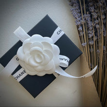 Load image into Gallery viewer, CHANEL star& clover pendant earrings