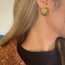 Load image into Gallery viewer, CHANEL Vintage Rare earrings