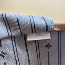 Load image into Gallery viewer, LOUIS VUITTON Neverfull GM tote