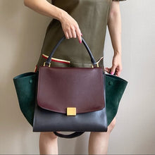 Load image into Gallery viewer, CELINE Smooth Calfskin Medium Bag Trapeze