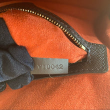 Load image into Gallery viewer, LOUIS VUITTON Damier handbag