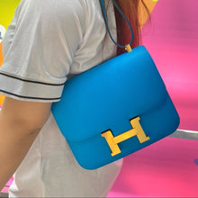 Load image into Gallery viewer, HERMES Frida Blue Constance24