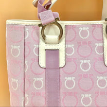 Load image into Gallery viewer, Salvatore Ferragamo pink shoulder bag TWS