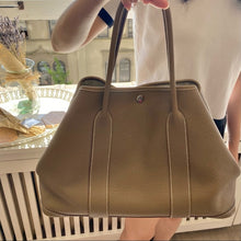 Load image into Gallery viewer, HERMES Garden Party 36 Etoupe leather bag
