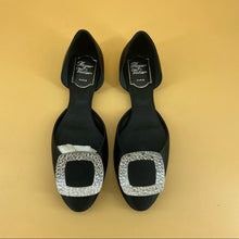 Load image into Gallery viewer, Roger Vivier Chips Strass Buckle Ballerinas in Satin