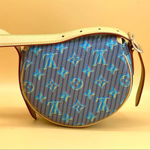 Load image into Gallery viewer, Louis Vuitton Tambourine Pop Blue