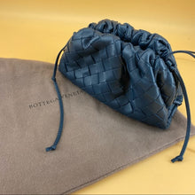 Load image into Gallery viewer, Bottega Veneta veneta pouch mini