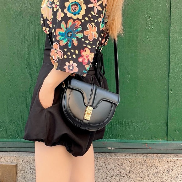 Small besace 16 bag in satinated calfskin Clearance