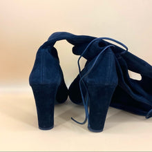 Load image into Gallery viewer, STUART WEITZMAN Highland Over-The-Knee Boots